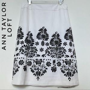 NWT Ann Taylor Loft Embroidered Skirt White Black Size 4 Linen Rayon